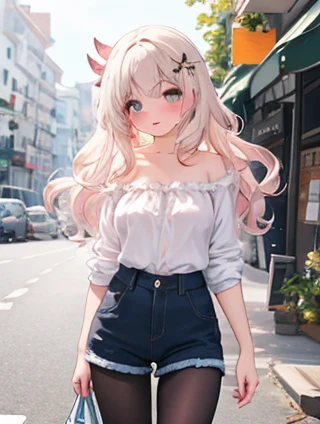 收纳柜与心碎：厨房里的隐秘情感
